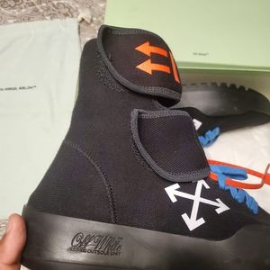 Off-White Sneakers